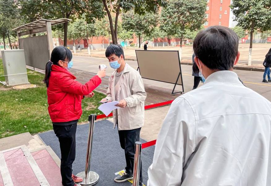 2022年上半年全国计算机等级考试在洛科顺利举行