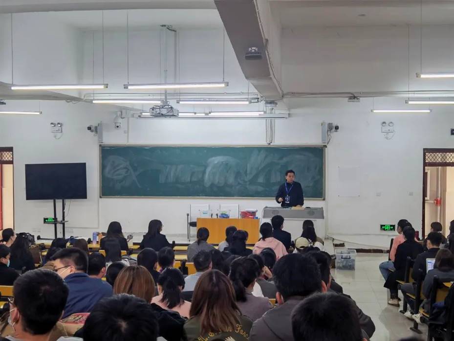 洛阳科技职业英皇娱乐场
2022年单招线上考试工作圆满完成 洛阳科技职业英皇娱乐场
2022年单招线上考试工作圆满完成