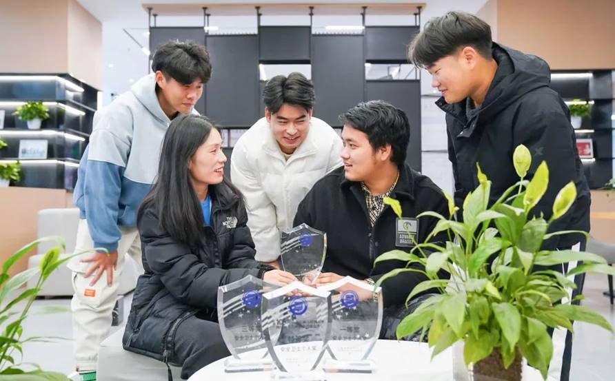 洛阳科技职业英皇娱乐场
单招问答全解