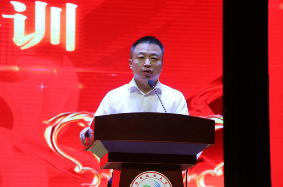 学习新理念，打开新思路，实现一流育人质量——洛阳科技职业英皇娱乐场
科研与教师发展中心2020年第一期教师培训圆满完成(2)1679.png