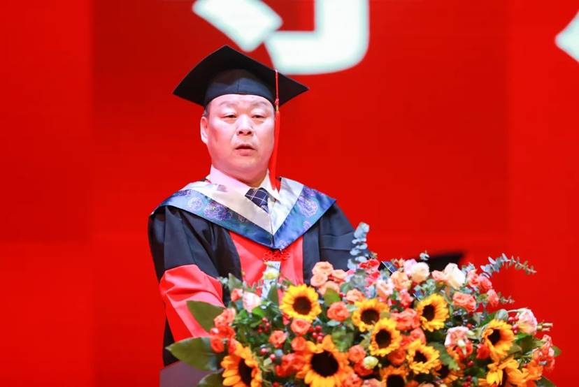 洛阳科技职业英皇娱乐场
2022届毕业典礼