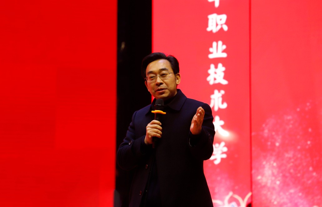 1607049237802112.jpg 6a5cc4c11c8e24816c96046e809967bf-sz_3742101.jpg