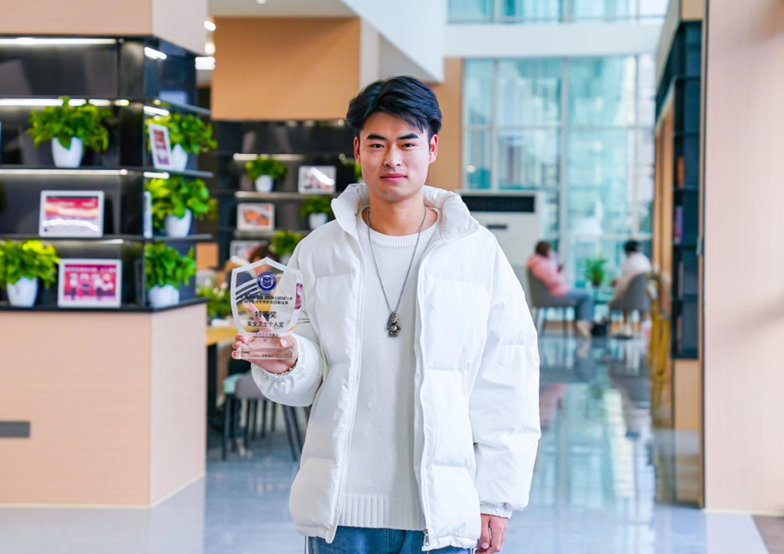 正青春 | 稳扎稳打拿国奖，少年不惧岁月长！