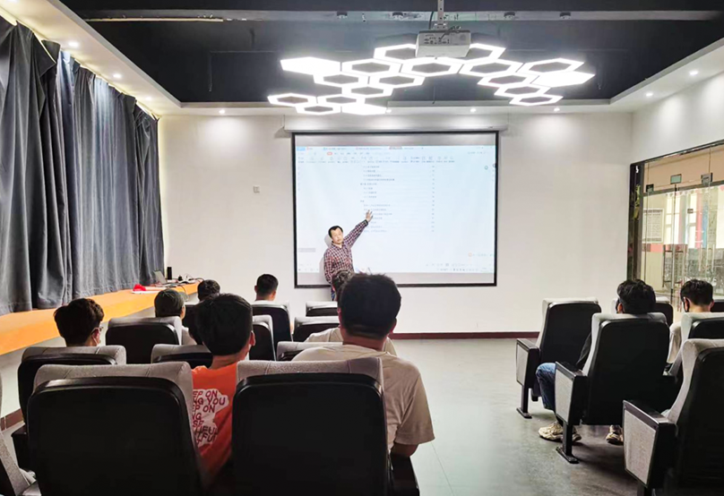 第五届“中国创翼”“豫创天下”“凤归中原”创业大赛新安县分区赛暨“创响河洛”竞赛洛阳科技职业英皇娱乐场
喜获三个奖项 第五届“中国创翼”“豫创天下”“凤归中原”创业大赛新安县分区赛暨“创响河洛”竞赛洛阳科技职业英皇娱乐场
喜获三个奖项