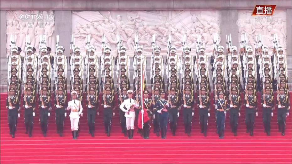 速来围观，亮相庆祝中国共产党成立100周年大会的洛科面孔